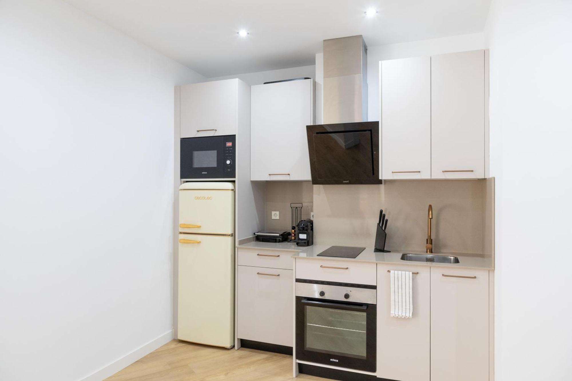 Excelente Apartamento Familiar Madrid Centro ภายนอก รูปภาพ